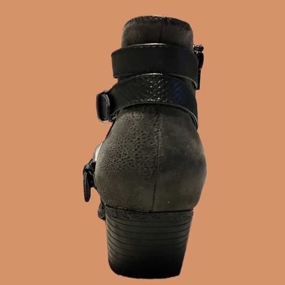 Sonoma Goods For Life, Therese Ankle Boots - Women's Size 8.5 (Brown Suede)​​ - Picture 6 of 6